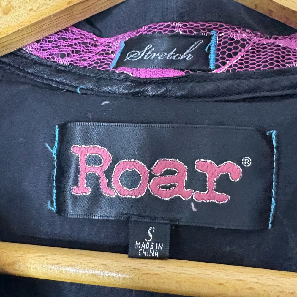 Roar Western Button Down - image 6